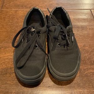 Vans for Kids Solid Black Lace-up Sneakers